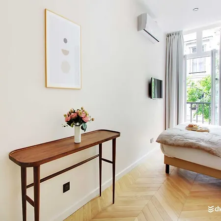 Stylish - 2br 6p - Le Marais Parigi